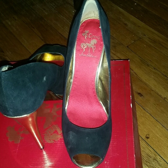 Platform Pumps - image 2