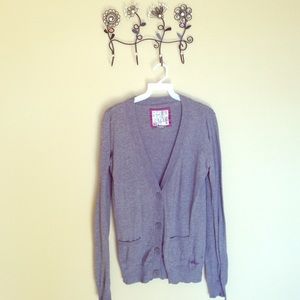 Grey cardigan