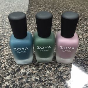 Zoya nail polish NYFW set (Rolando Santana trio)