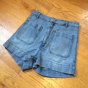 Retro high waisted shorts!