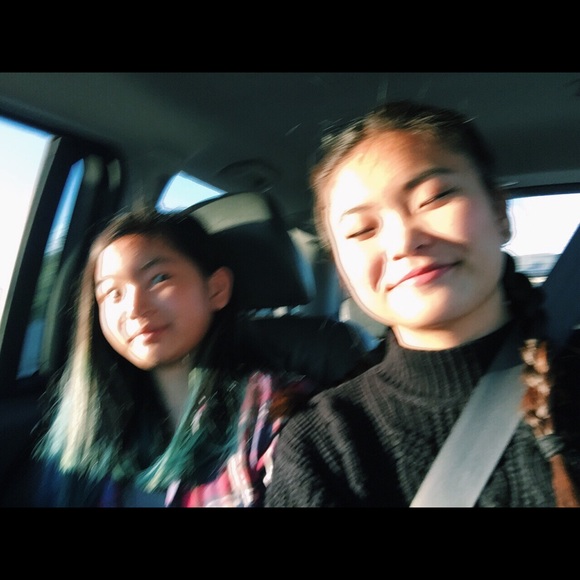 Meet your Posher, Kai - Picture 2 of 2