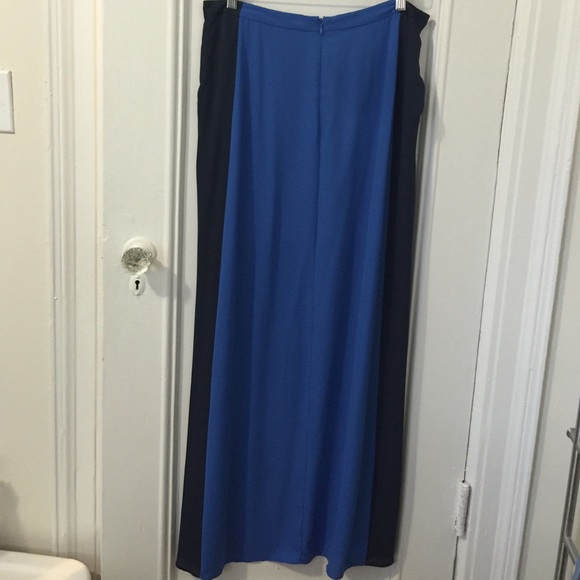 BCBG Max Azria Jane Maxi Skirt in M - Picture 3 of 4