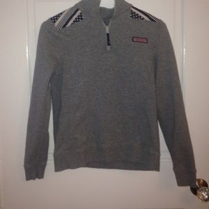 Women's Vineyard Vines Shep shirt.