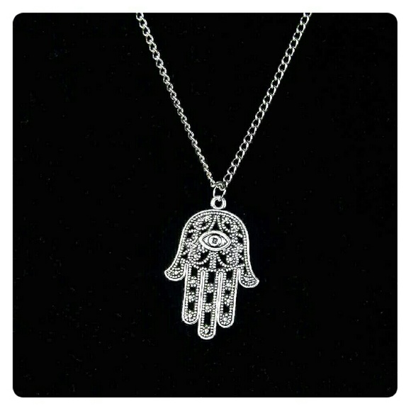 Hamsa Fatima Hand Pendant Charm necklace - Picture 1 of 2