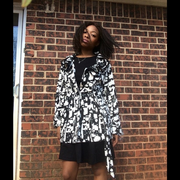 Abstract winter jacket - Picture 1 of 4