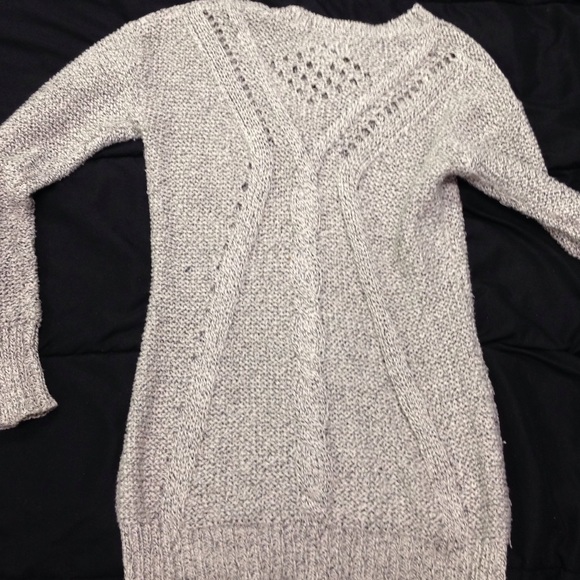 White ruby moon sweater - Picture 3 of 3