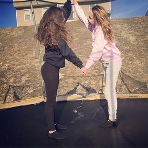 Meet your Posher, Viktoria