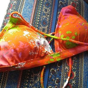 Brand new bikini top from San Lorenzo