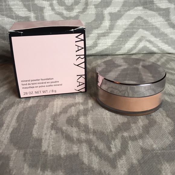 Mary Kay mineral powder foundation