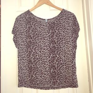 Cheetah print top size Small