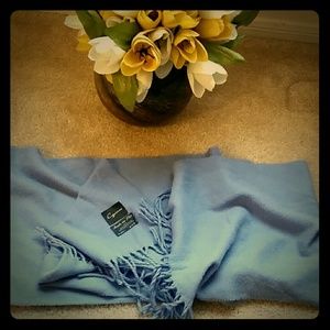 Light blue scarf