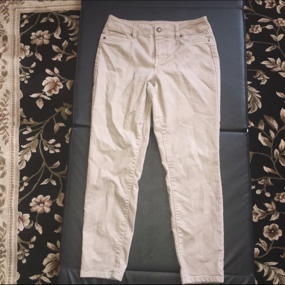Khaki pants size 9