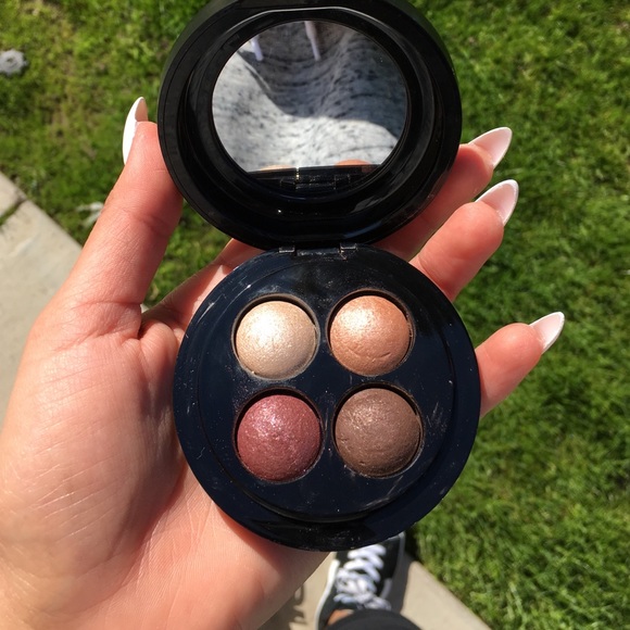 Authentic Mac quad eyeshadow pallet