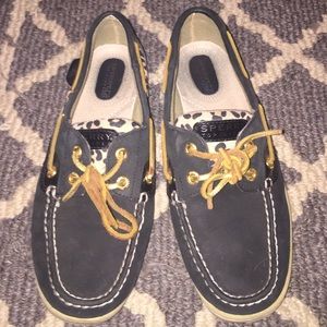 Black & Cheetah Print Sperrys - Size 8