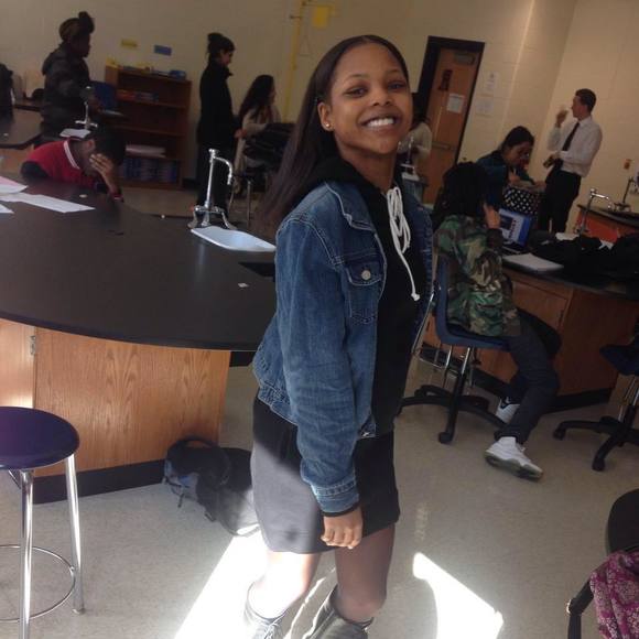 Meet your Posher, Kenadi