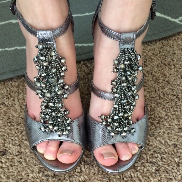 Gianni Bini Heels - Picture 1 of 3