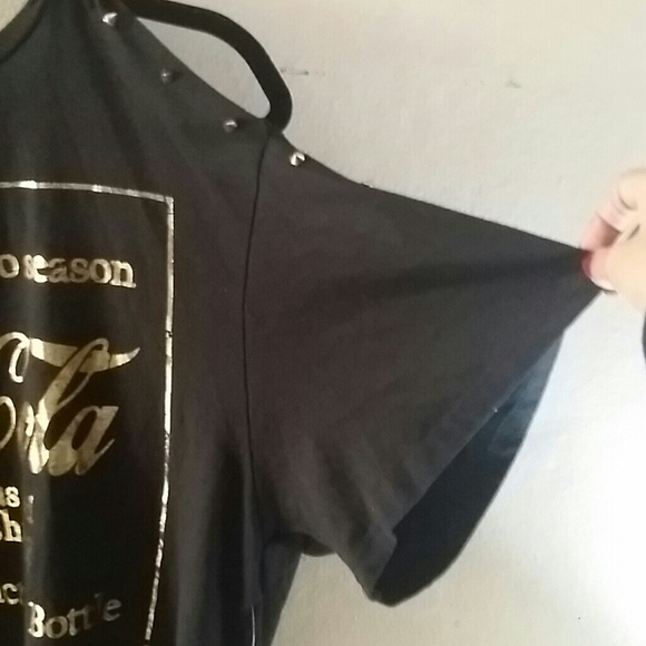 SOLD SOLD  black/gold "Coca Cola" top size small - Picture 2 of 2