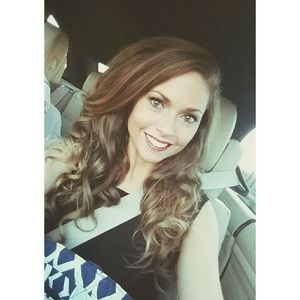 Meet your Posher, Briana