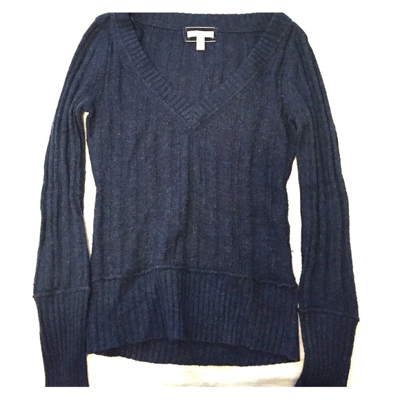 Navy v neck sweater