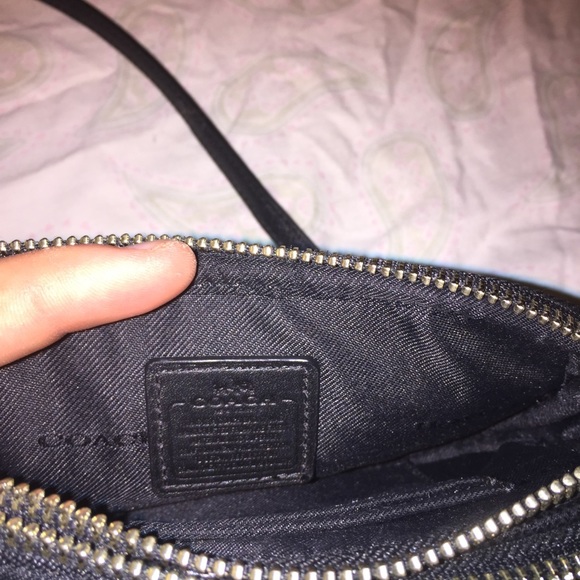 New York coach purse authentic 125$$$ - Picture 2 of 3