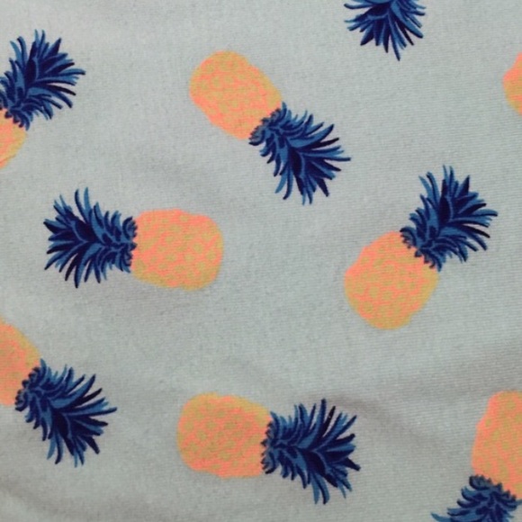 NWT Pineapple Print Skirt! 🍍 - Picture 2 of 3
