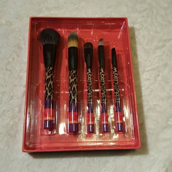 sonia kashuk  Other - Sonia Kashuk brush set