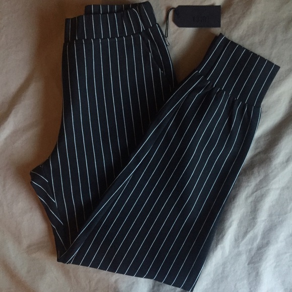 New jogger pants fit super cute!