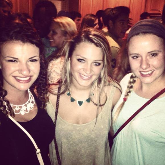 Meet your Posher, Becca ashlyn - Picture 1 of 1