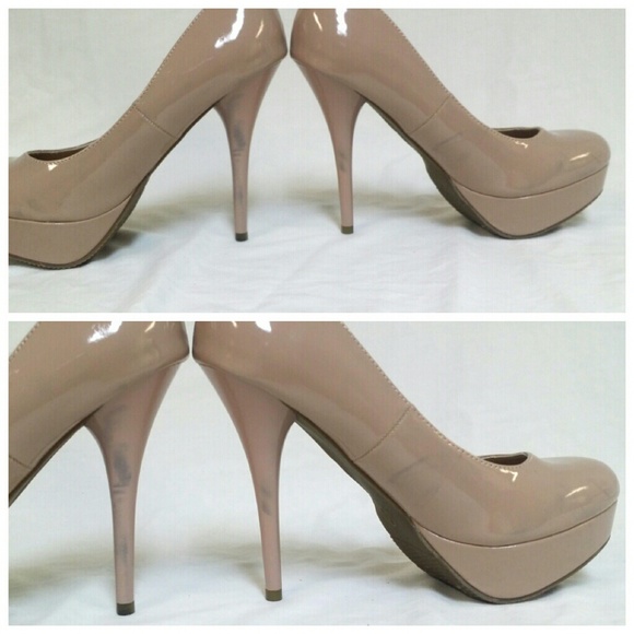 Nude Mossimo Supply Co. Pumps - Picture 3 of 4