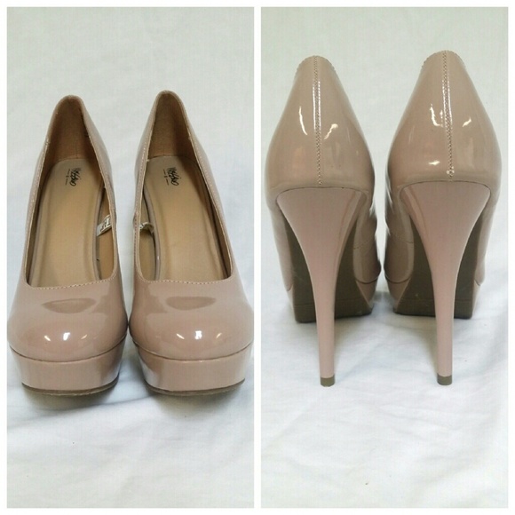 Nude Mossimo Supply Co. Pumps - Picture 4 of 4