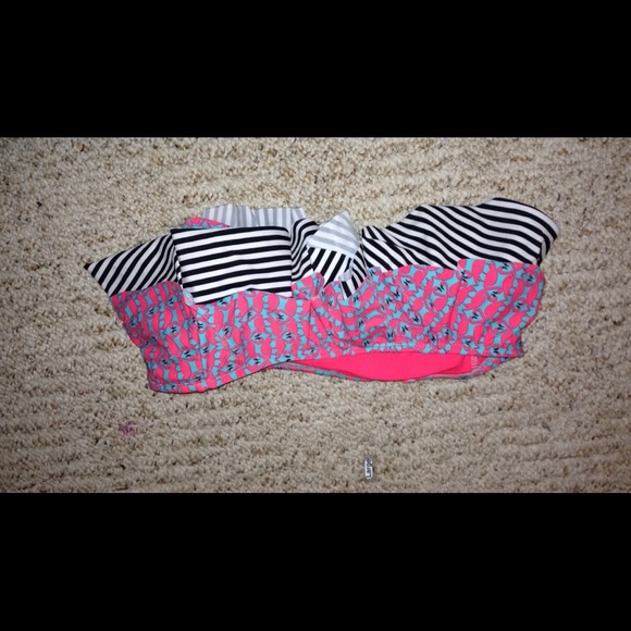 Bikini top