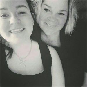 Meet your Posher, Monique