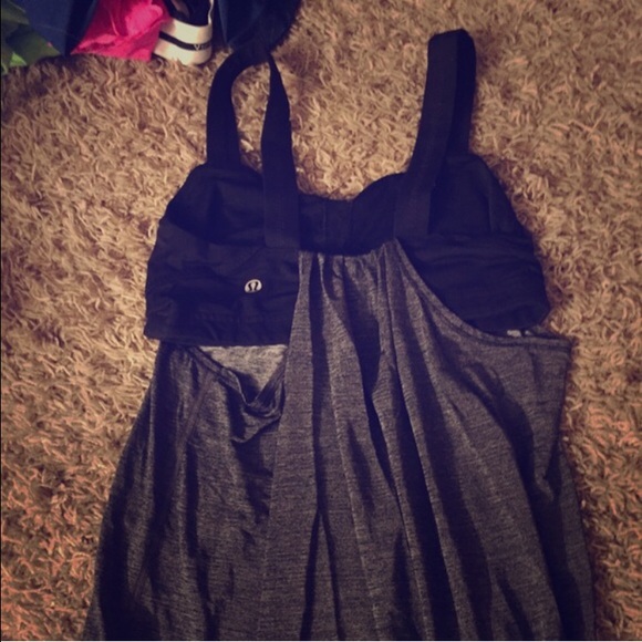 Lululemon training tank!