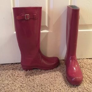 Rain boots- look like Hunter