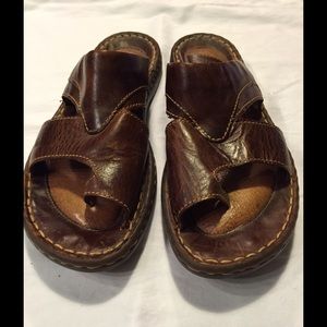 BORN Brown Leather Sandals
