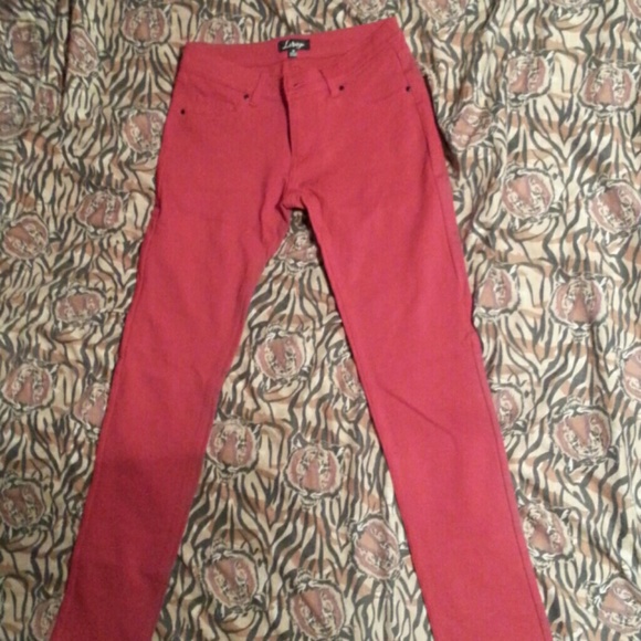Red jeggings