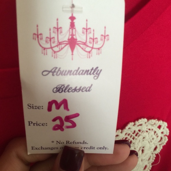 Size Medium Red Shirt - Picture 2 of 3