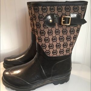 Michael Kors rain boot