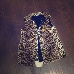 Leopard/black Reversible Vest