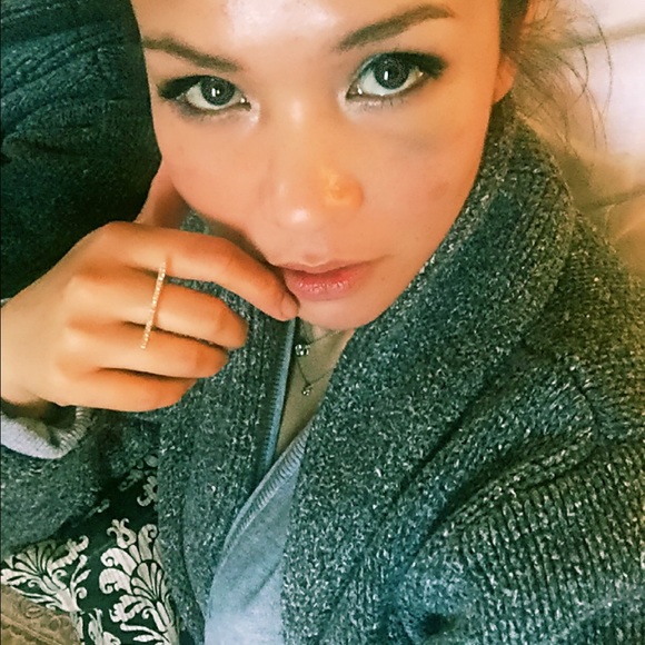 Bp gold Cz skinny bar ring - Picture 3 of 3