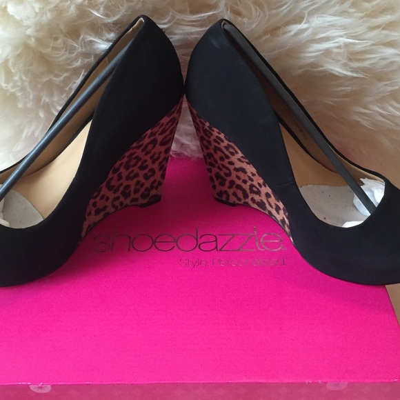 Cheetah Heels - Picture 2 of 4