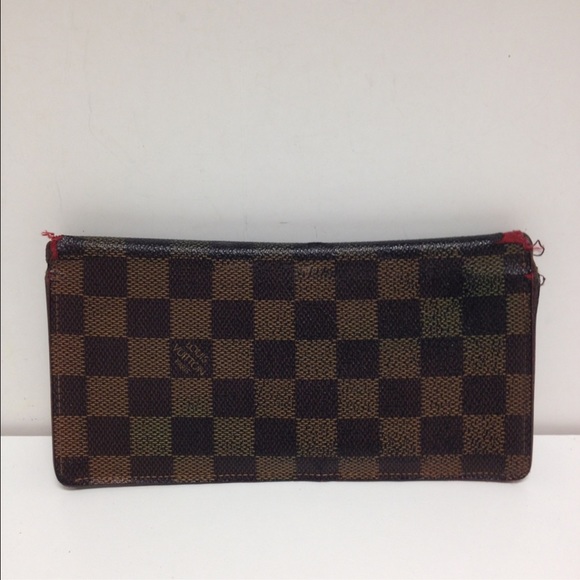 Authentic Louis Vuitton damier bi fold wallet