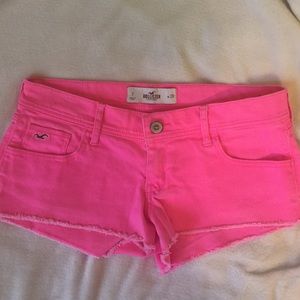 Hollister hot pink shorts!!