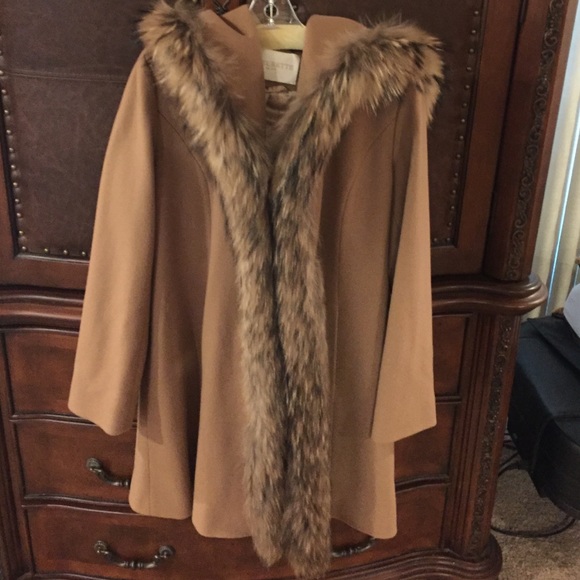 Fleurette fur trimmed coat