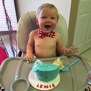 Meet your Posher, Holly