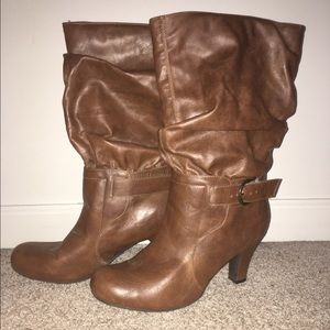 Brown boots