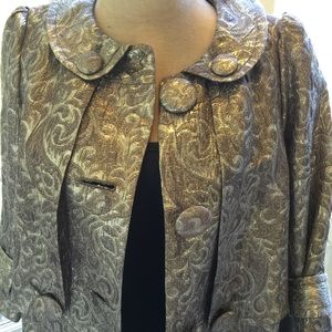 Great jacket. Love it!!💕