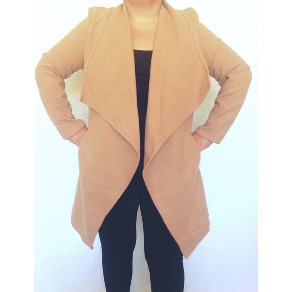 Tan solid coat - Picture 2 of 2