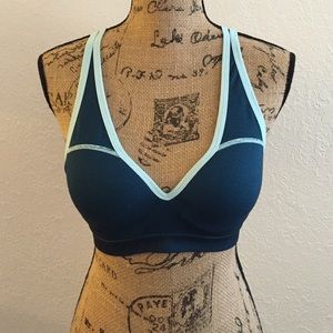 PINK Victoria's Secret sports bra
