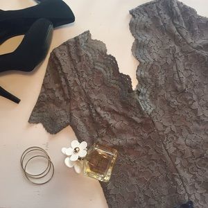 🎉HP🎉 Kimchi Blue Scallop Lace Bodycon Dress